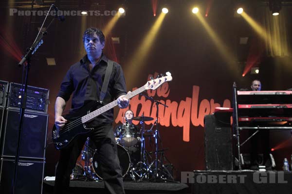 THE STRANGLERS - 2009-02-05 - PARIS - Olympia - Jean-Jacques Burnel - David Paul Greenfield - Ian Barnard